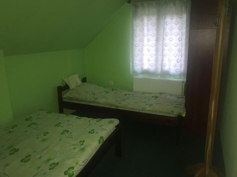 Villa Pataki Kulcsoshaz à Izvoare  Extérieur photo